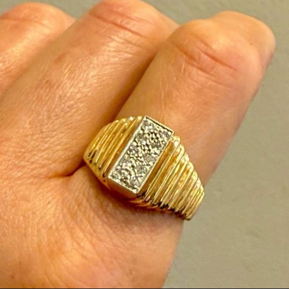 Vintage Estate Solid 14k Gold Pave Diamond Unisex Statement Ring Size 8, 6.4g